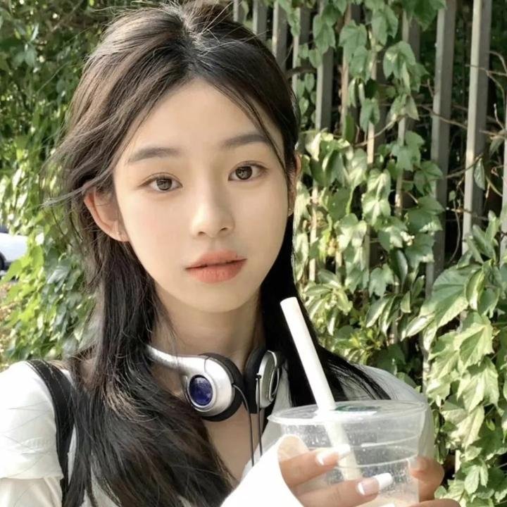 小镇的千叶君。